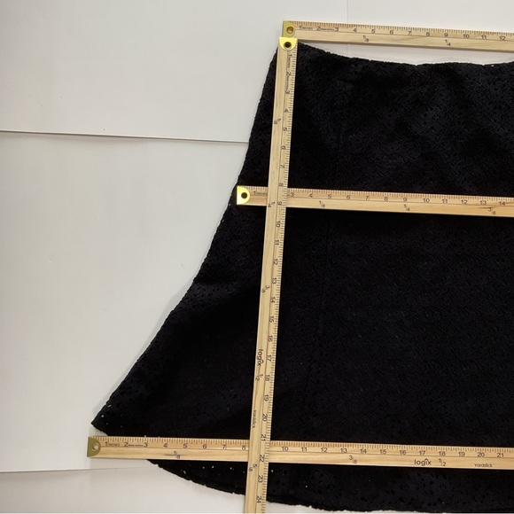 Nicole Miller Midi Short Black Skirt Size 14 - Picture 9 of 11